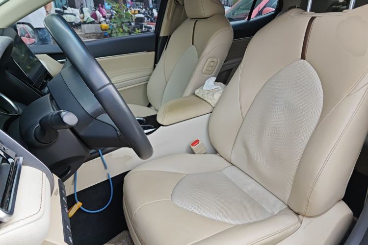 Used Toyota Camry 2021 2.0G Luxury Edition
