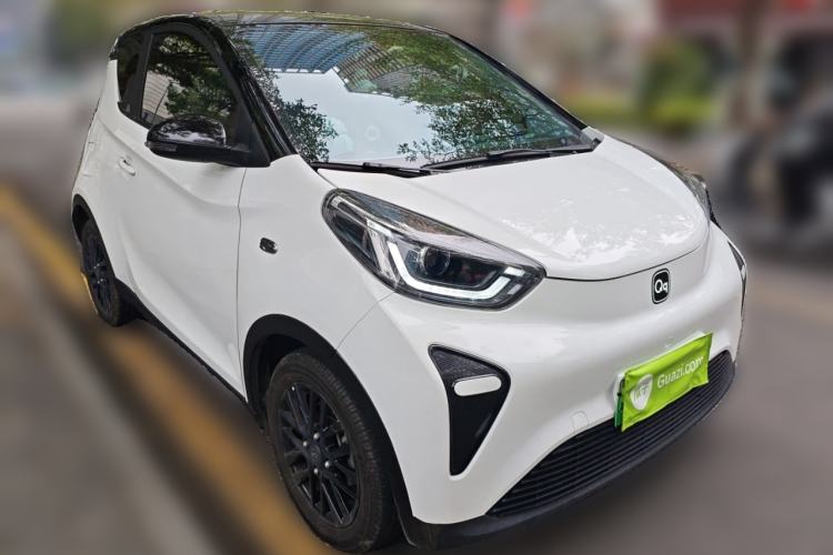 Used Chery Little Ant 2024 321km - Only Love Edition Front Right 45 Deg