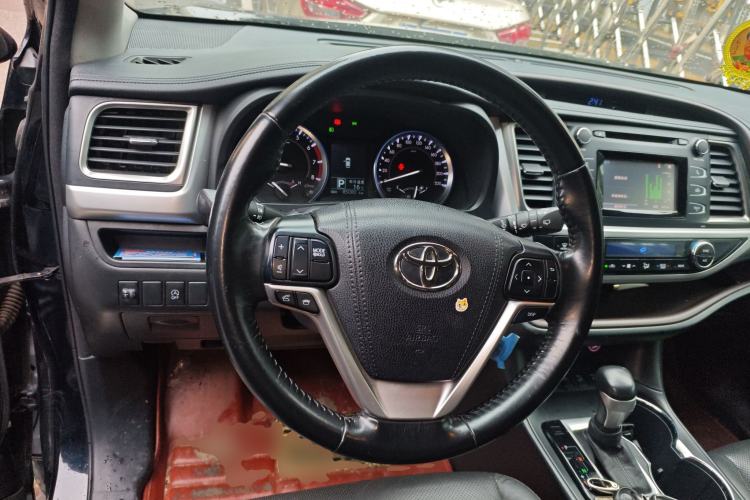 Used Toyota Highlander 2015 2.0T Four-Wheel Drive Luxury Edition 7-Seater