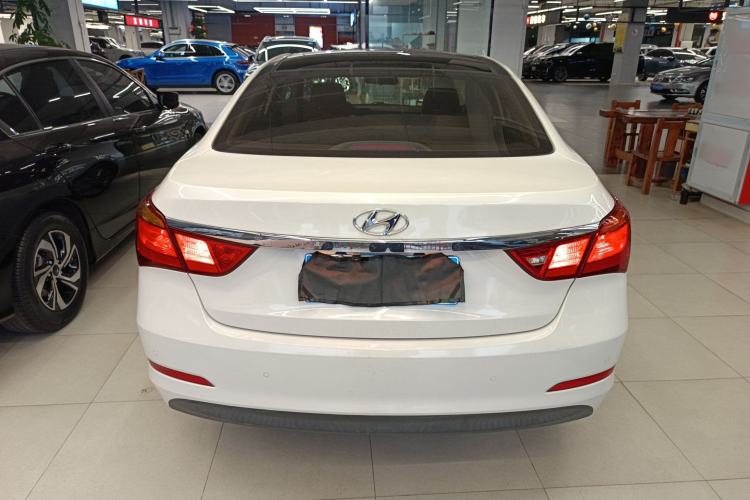 Used Hyundai Mistra 2014 1.8L Automatic Smart GLS Rear