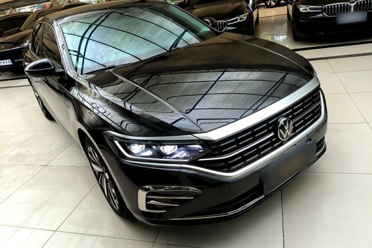 Used Volkswagen Passat 2022 330TSI Luxury Edition

