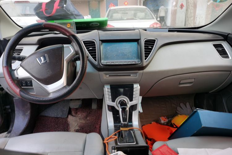 Used Luxgen 5 2014 Honor Navigation Edition 1.8T Automatic Luxury Model