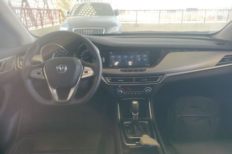 Used CHANGAN Eado 2019 High-Energy Edition 1.6L GDI Automatic Pioneer Model China VI Standard
