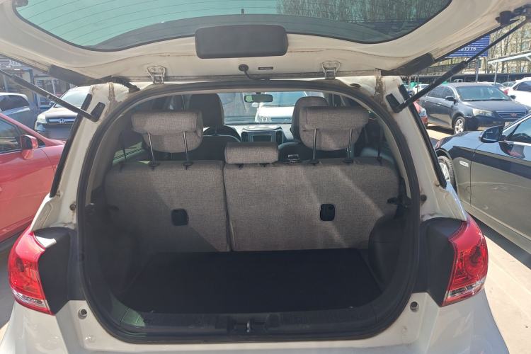 Used Haval H1 2016 Red Label 1.5L Manual Comfort Edition Trunk