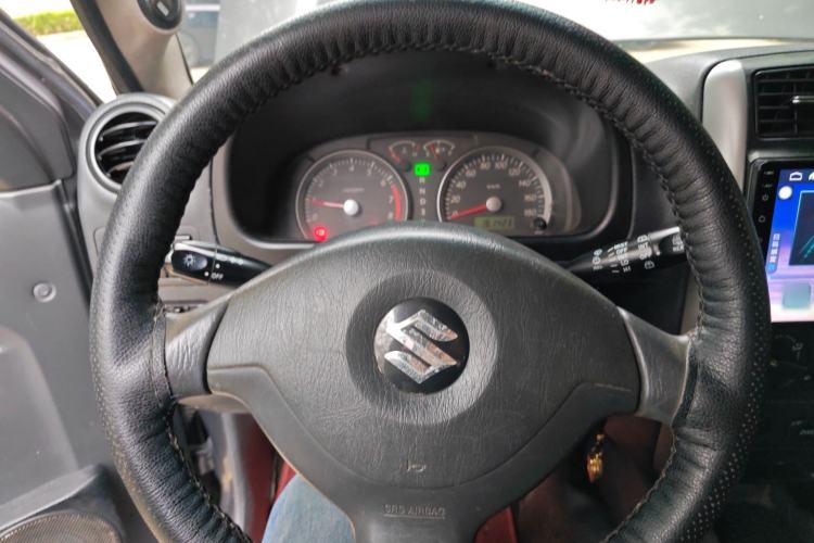 Used Suzuki Jimny 2010 1.3 AT Fashion Limited Edition Steering Wheel