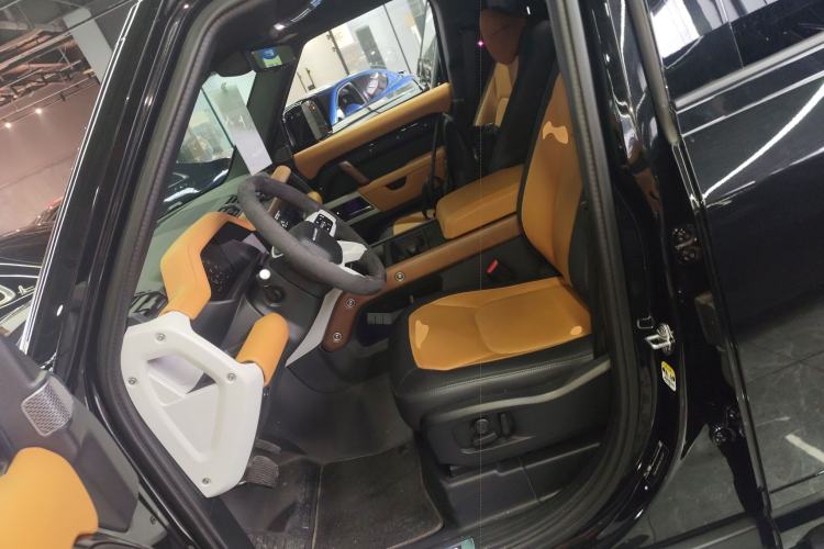 Used Land Rover Defender 2024 110 3.0T P400 X-DYNAMIC HSE
