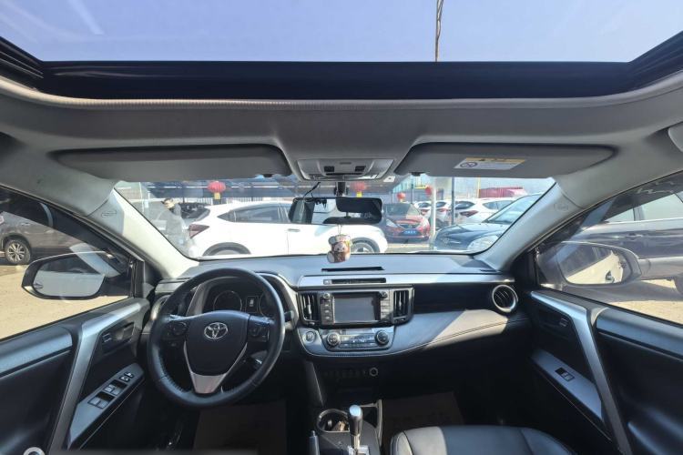 Used Toyota RAV4 2016 2.5L Automatic 4x4 Elite Edition