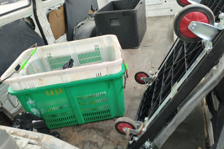 Used Jinbei Hiace 2014 2.0L 5th-Gen Power King Comfort Version V19