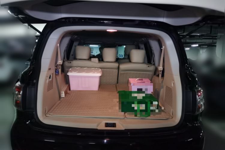 Used Nissan Patrol 2018 4.0L Automatic 7-Seater Middle East Version Trunk