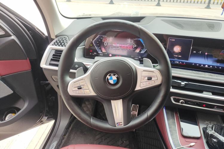 Used BMW X5 2023 xDrive 30Li Luxury M Sport Package