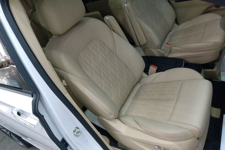 Used Buick GL8 2022 ES Landtrek 653T Flagship Model
