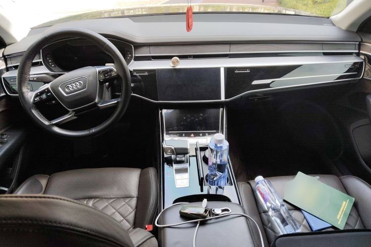 Used Audi A8 2022 A8L 50 TFSI quattro Comfort Edition Collector's Model Center Console