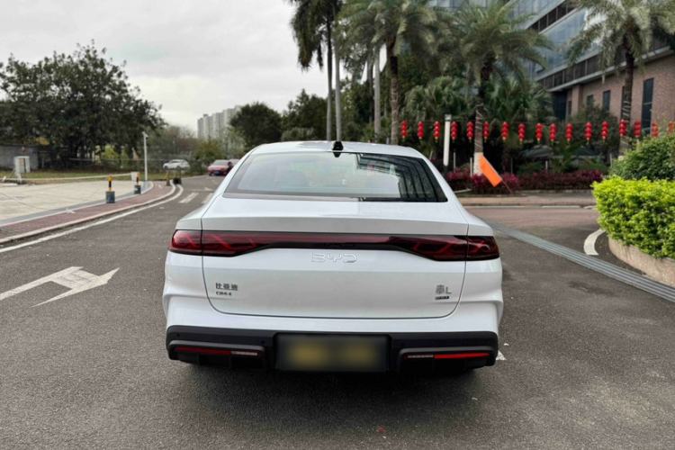 Used BYD Qin L 2025 DM-i Smart Drive 120KM Superior Model
