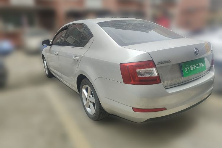 Used Skoda Octavia 2015 1.6L Manual Yijun Edition
