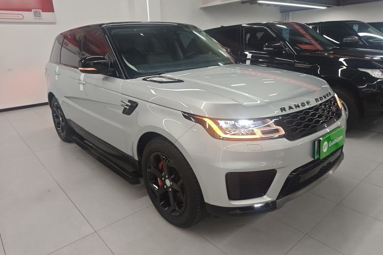 Used Land Rover Range SportNew Energy 2021 P400e SE Front Right 45 Deg