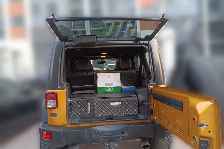 Used Jeep Wrangler 2013 3.6L Rubicon four-door model