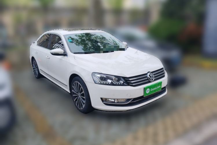 Used Volkswagen Passat 2014 1.8TSI DSG Prestige Navigation Edition