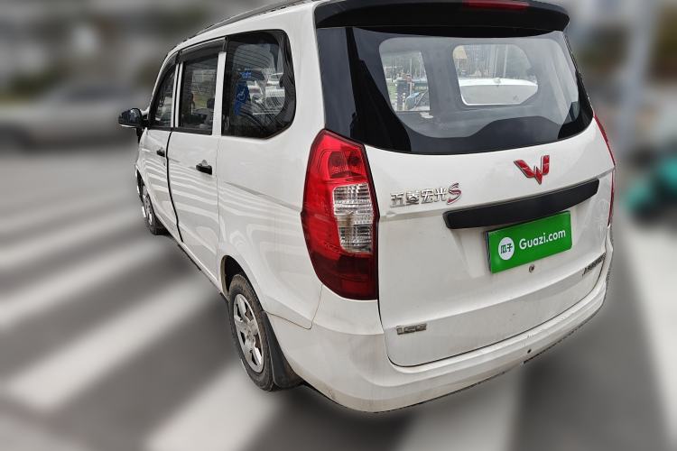 Used Wuling Hongguang 2018 1.5L Classic S Base Model
