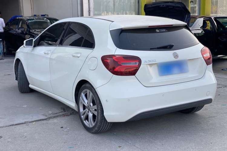 Used Mercedes-Benz A-Class (Import) 2017 Revised A 200 Dynamic Edition