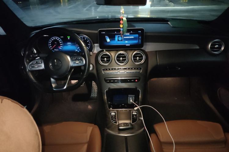 Used Mercedes-Benz C-Class 2019 C 260 Coupe Center Console