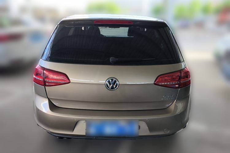 Used Volkswagen Golf 2016 230TSI Automatic Comfort Version
