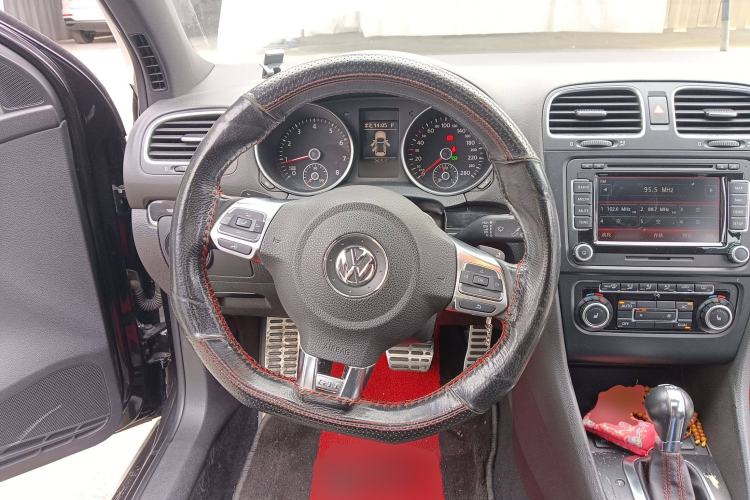 Used Volkswagen Golf GTI 2010 2.0 TSI GTI