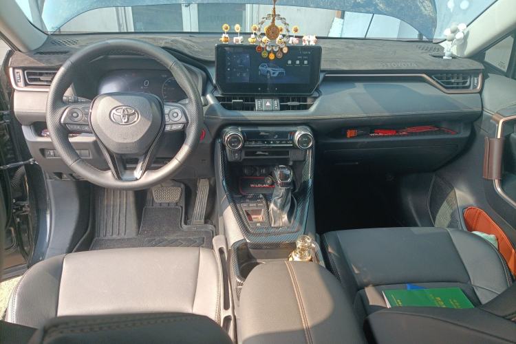 Used Toyota Wildlander 2024 Dual-Motor 2.5L E-CVT Two-Wheel Drive Luxury PLUS Edition