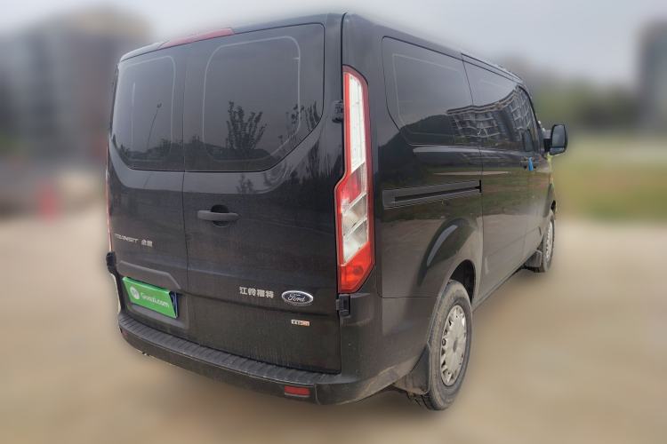 Used Ford Transit 2017 2.0T Diesel Multi-Purpose Commercial Vehicle Short Wheelbase Low Roof China V Standard