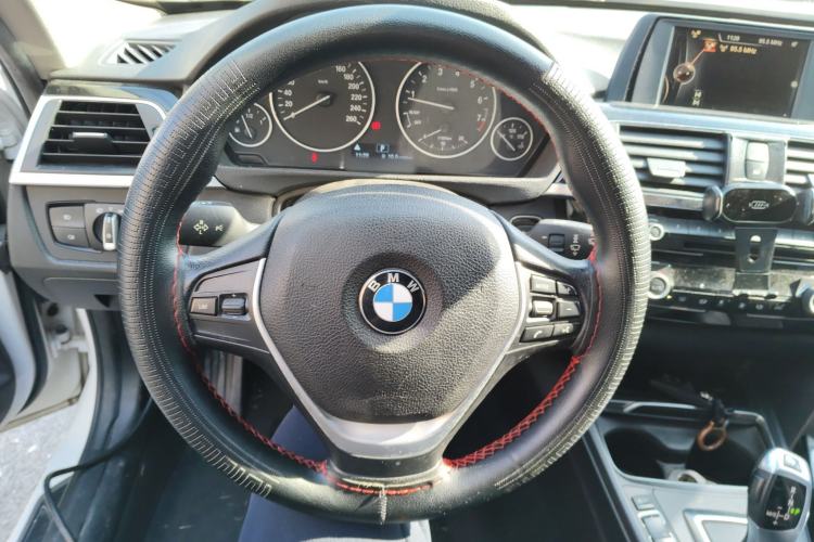 Used BMW 3 Series 2016 316i Fashion Model
