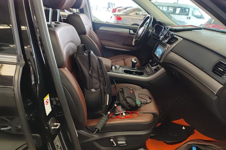 Used Haval H8 2017 2.0T Gasoline Four-Wheel Drive Luxury Model