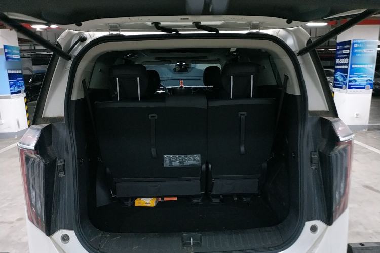 Used GAC Trumpchi M8 2024 Master Series 400T Prestige Edition
