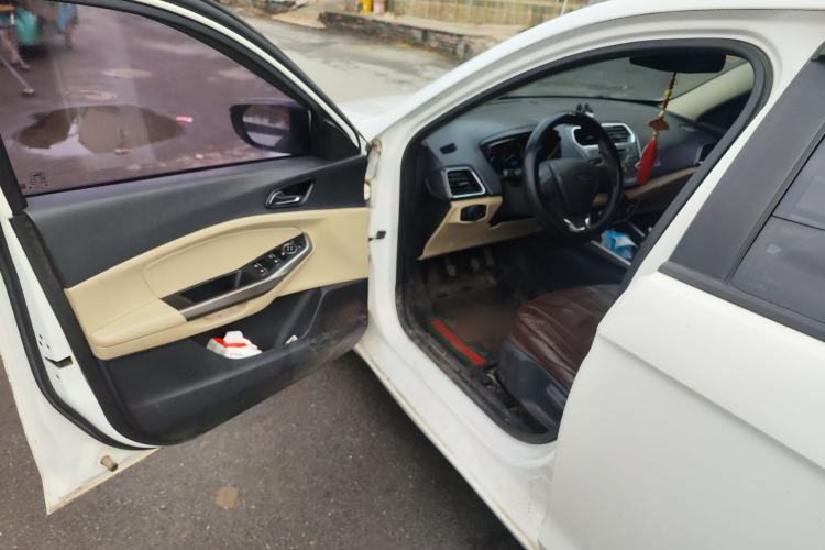 Used Ford Escort 2015 1.5L Manual Comfort Model