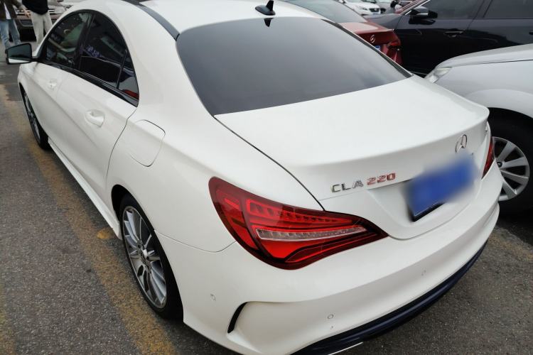 Used Mercedes-Benz CLA 2018 CLA 220 4MATIC
