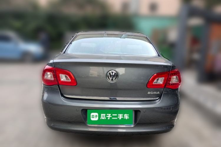 Used Volkswagen Bora 2012 1.6L Automatic Comfortable Value Edition
