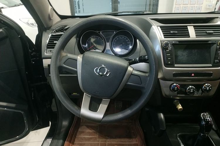 Used Geely Auto GX7 2015 Classic Edition 1.8L Manual Elite Model China V Standard
