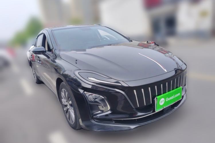 Used Hongqi E-QM5 2022 431 km Charge & Enjoy Edition Front Right 45 Deg