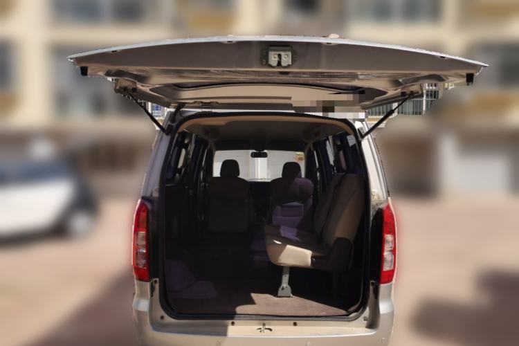 Used Wuling Hongguang V 2019 1.5L Jingqu Version China VI LAR
