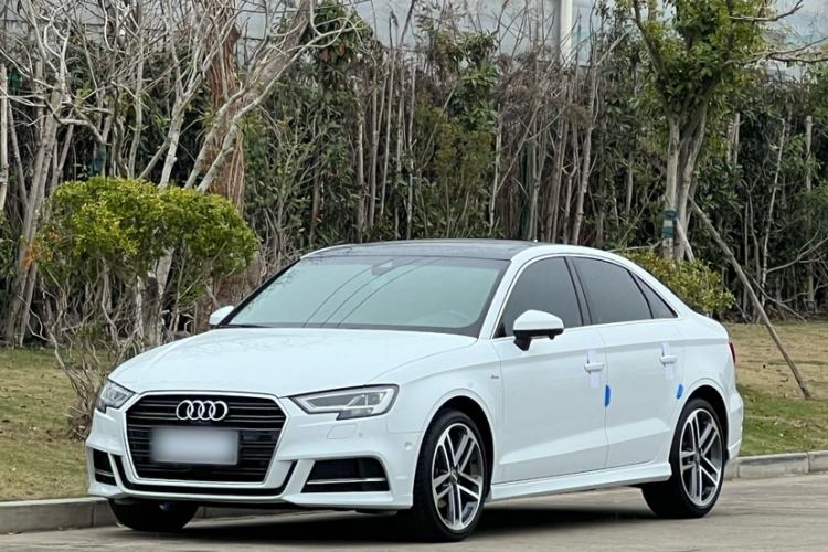 Used Audi A3 2017 Limousine 35 TFSI Sport Edition