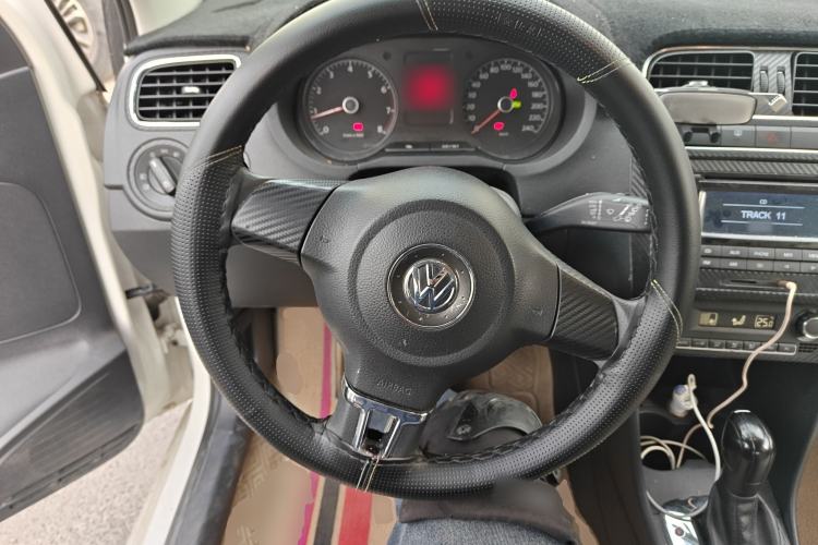 Used Volkswagen Polo 2011 1.6L Automatic ZhiShang Version
