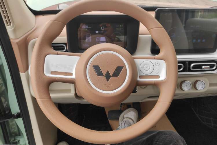 Used Wuling Hongguang MINIEV 2024 3rd Generation 215km Youth Edition