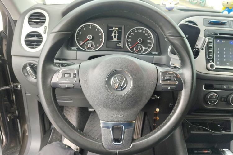 Used Volkswagen Tiguan 2013 1.8 TSI Automatic Two-Wheel Drive Comfort Edition Steering Wheel