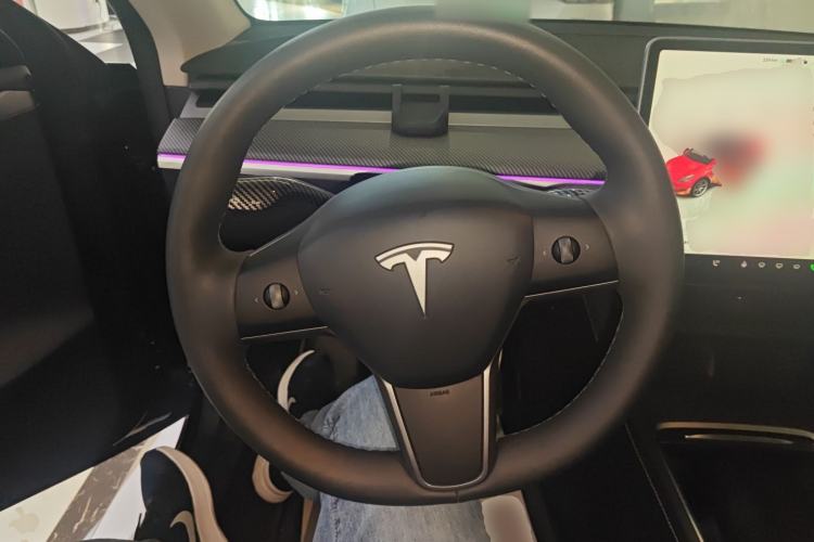 Used Tesla Model Y 2024 Rear-Wheel-Drive Version
