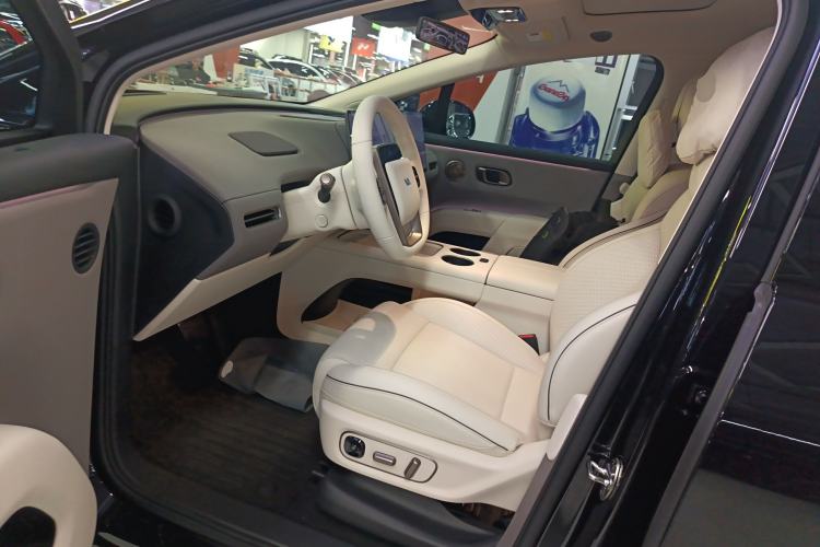 Used Li Auto Li Auto i8 2025 Model Standard Version