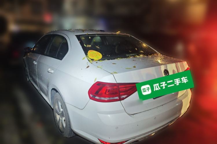 Used Volkswagen Lavida 2015 1.6L Manual Fashion Edition Rear Left 45 Deg