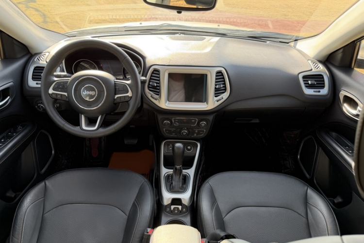 Used Jeep Compass 2017 200T Automatic Family Edition