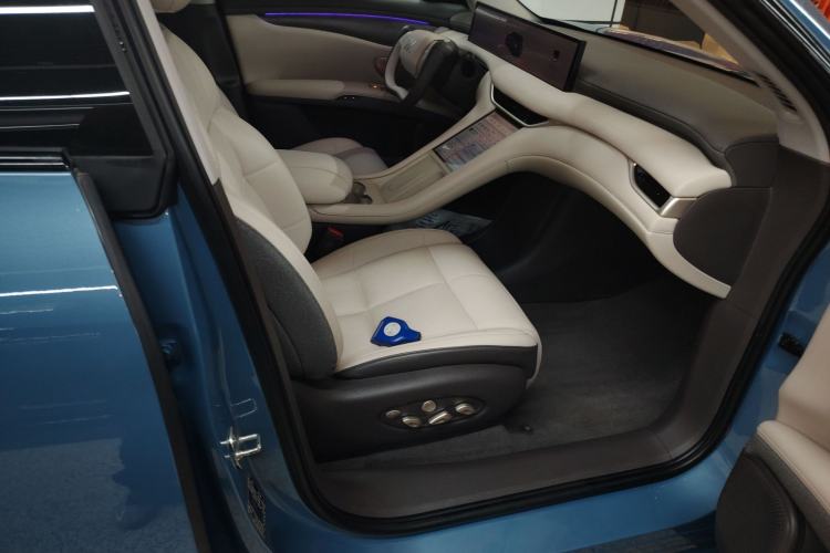 Used IM LS6 2025 Lingxi Intelligent Driving Edition Right Front Seat