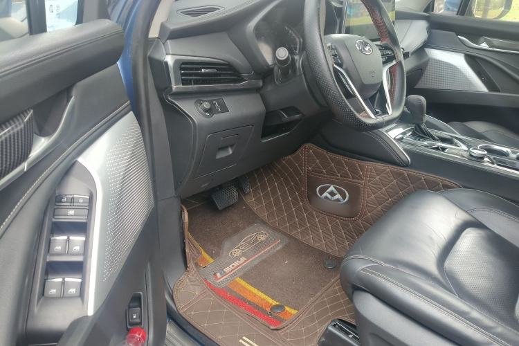 Used SAIC MAXUS D90 2017 2.0T Automatic All-Wheel Drive Sirius Driver Seat