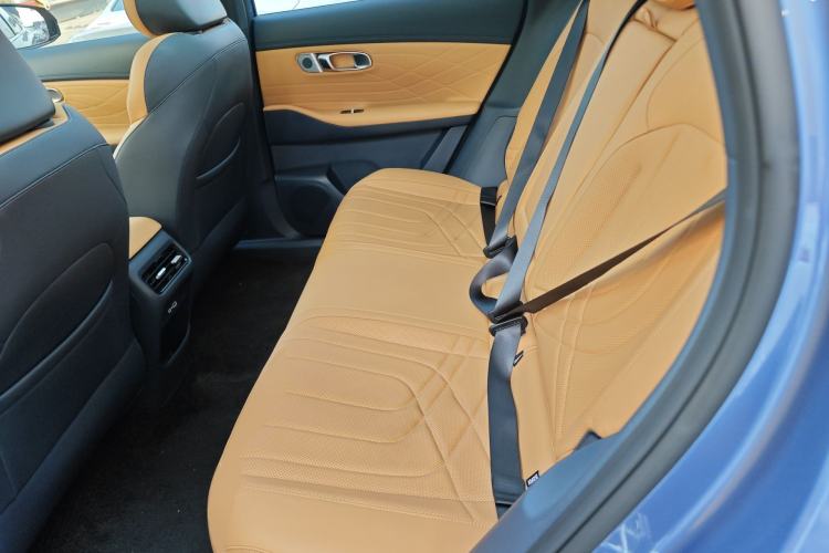 Used Geely Galaxy Xingjian 7 EM-i 2025 120km Flagship Edition