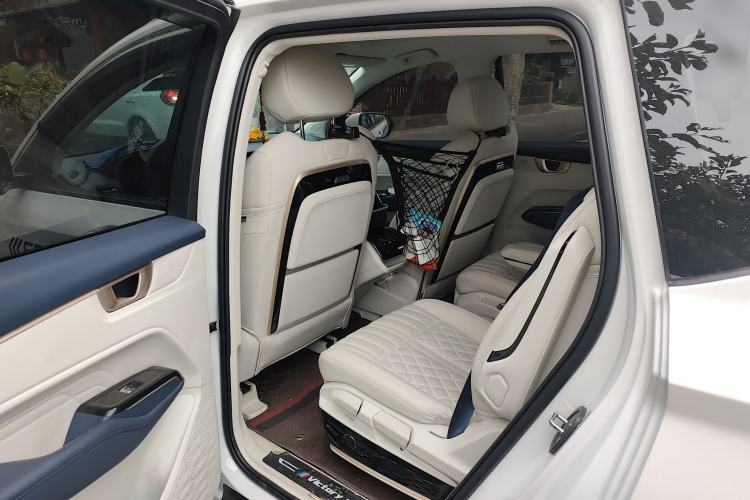 Used Wuling Victory 2023 2.0L DHT Luxury Edition