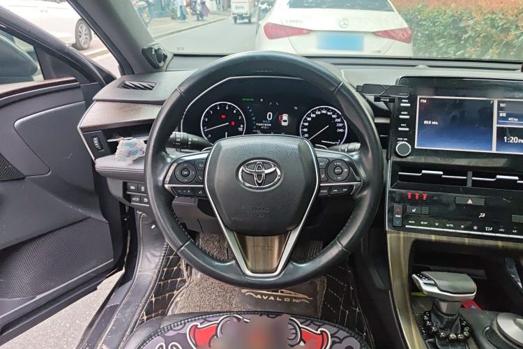 Used Toyota Avalon 2019 2.5L Touring Premium Version China VI Standard